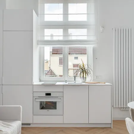 Fancy District Jezyce Apartmán *