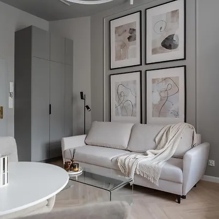 Fancy District Jezyce Apartmán