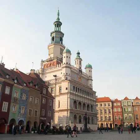 Fancy District Jezyce