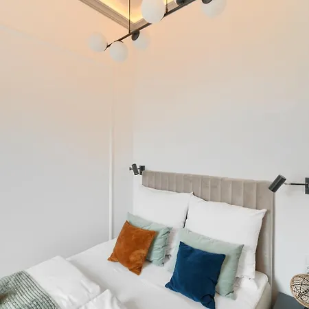 Fancy District Jezyce Apartman
