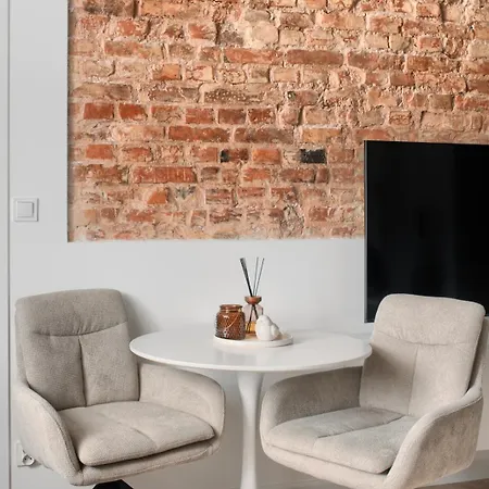 Fancy District Jezyce Apartman